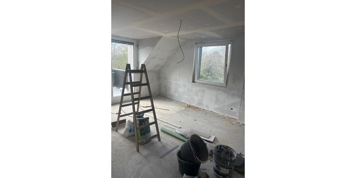 Dachgeschoßwohnung Dortmund Brackel - 3 Zimmer, 98 m&sup2;, 1.400&euro; | Angebot:25933027