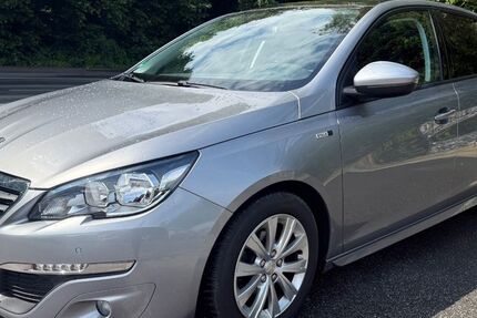 Peugeot 308 76.100 km 8.600 &euro; Castrop-Rauxel 44577