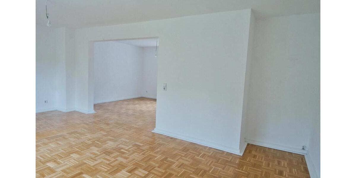 Doppelhaushälfte Iserlohn Grüne - 6 Zimmer, 150 m&sup2;, 1.500&euro; | Angebot:26677617