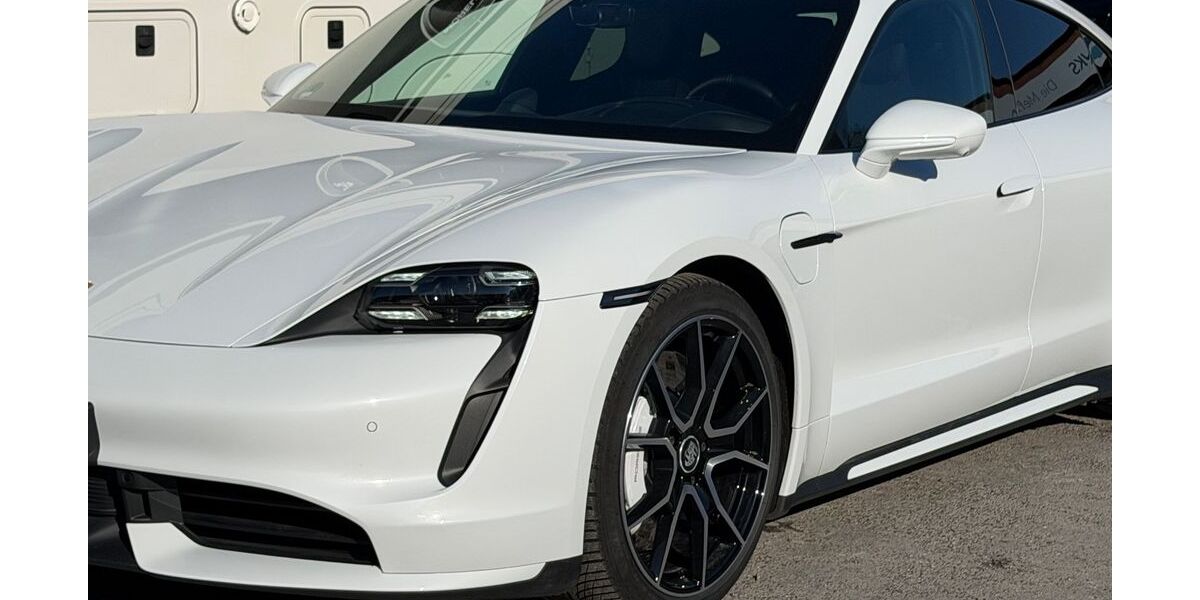 Porsche Taycan 47.000 km 81.900 &euro; Dortmund 44379