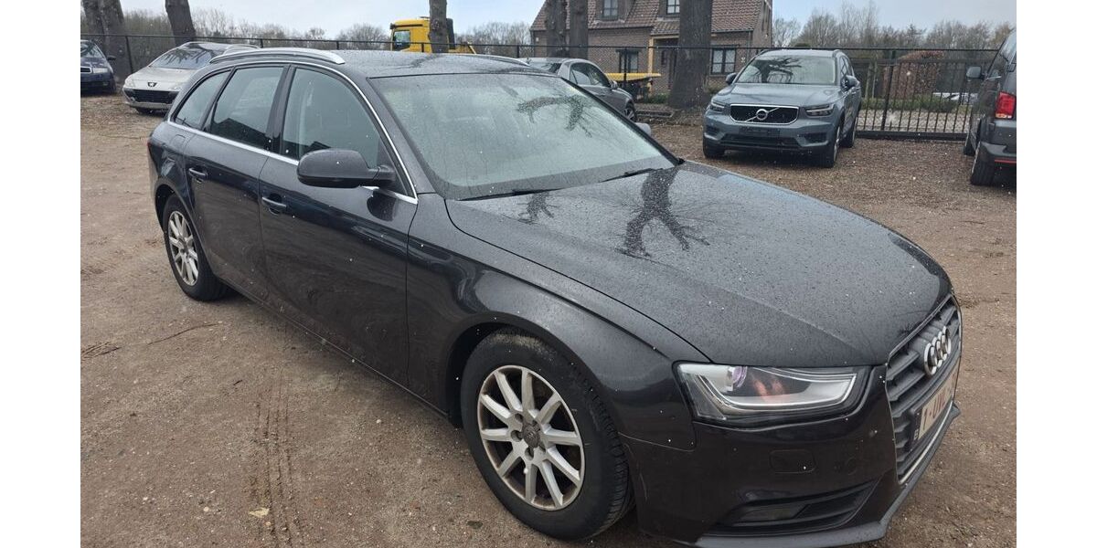 Audi A4 354.701 km 5.550 &euro; dortmund 44369