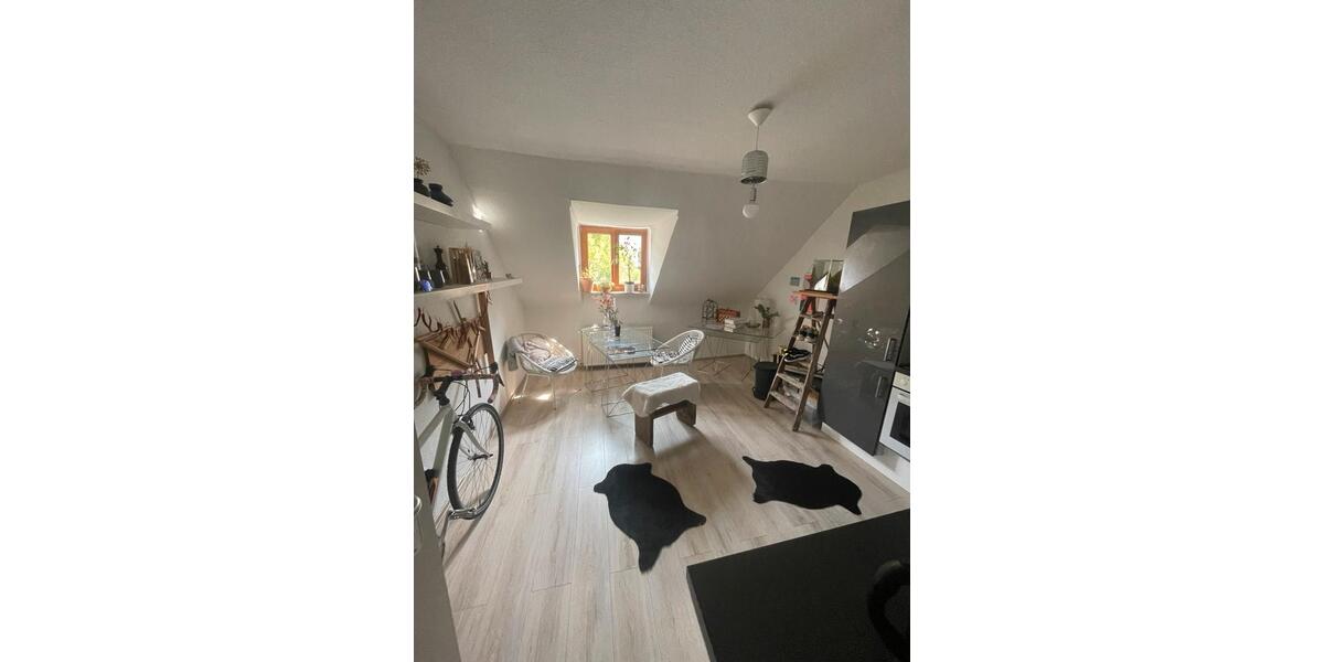 Dachgeschoßwohnung Dortmund - 2 Zimmer, 45 m&sup2;, 560&euro; | Angebot:26647345