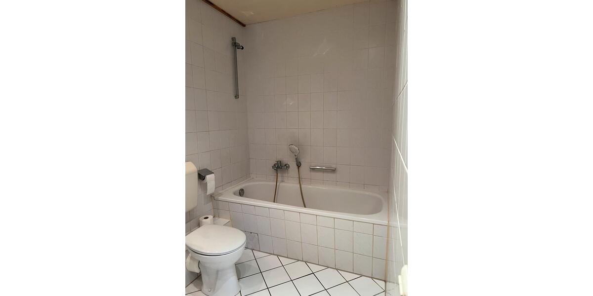 Etagenwohnung Holzwickede - 3 Zimmer, 72 m&sup2;, 185.000&euro; | Angebot:26083159