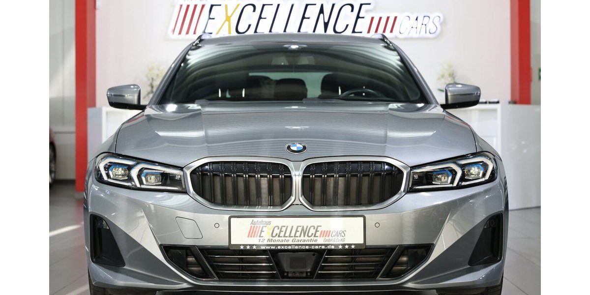 BMW 318d Touring SPORT / PANORAMA,LEDER,CURVED+HUD 53.000 km 29.993 &euro; Hamm 59077