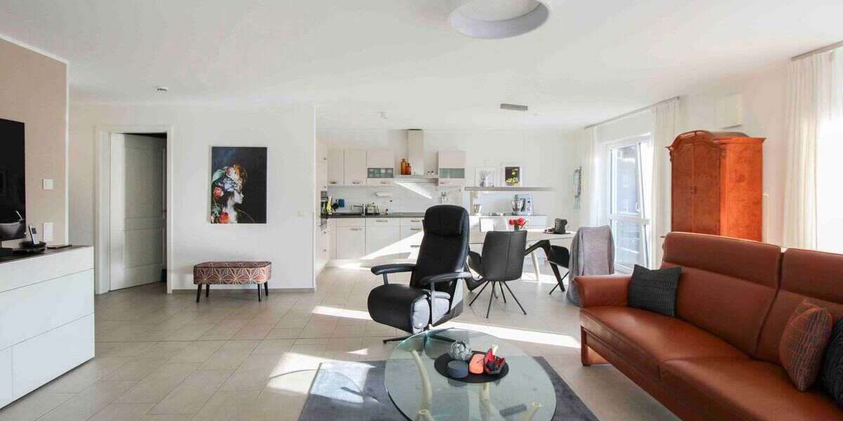 Etagenwohnung Schwerte - 3 Zimmer, 101 m&sup2;, 299.000&euro; | Angebot:27008519