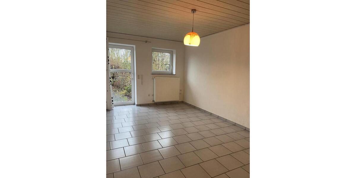 Etagenwohnung Wickede (Ruhr) - 2 Zimmer, 70 m&sup2;, 630&euro; | Angebot:25976743