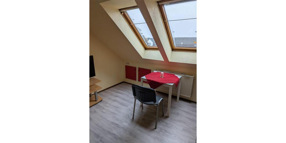 Dachgeschoßwohnung Dortmund Huckarde - 1 Zimmer, 14 m&sup2;, 450&euro; | Angebot:24840515