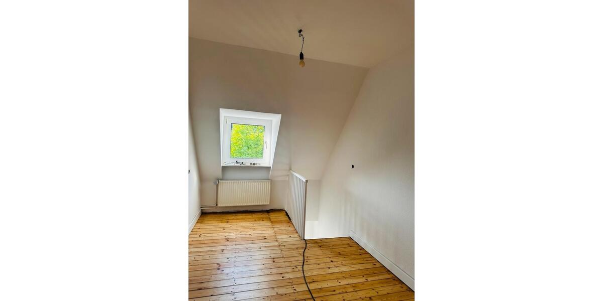 Maisonettenwohnung Hamm Braam-Ostwennemar - 4 Zimmer, 166 m&sup2;, 1.450&euro; | Angebot:26613569