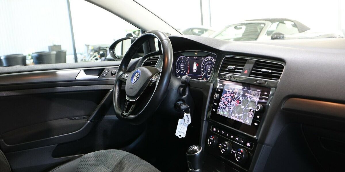 VW Golf Variant VII 1.6 TDI Comfortline DYNAUDIO 1H 152.000 km 13.777 &euro; Hamm 59077