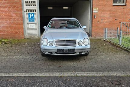 Mercedes-Benz CLK 200 112.470 km 3.900 &euro; Dortmund 44149
