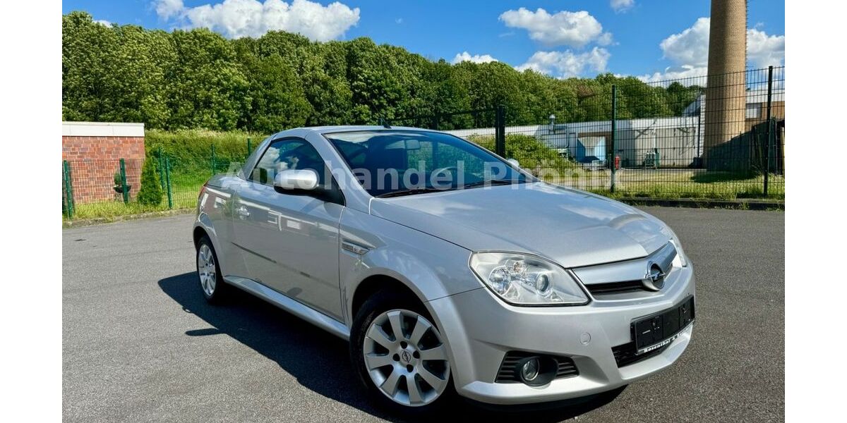 Opel Tigra 115.000 km 2.950 &euro; Ahlen 59229
