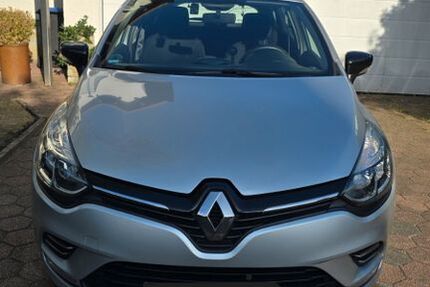 Renault Clio 75.000 km 8.400 &euro; Castrop-Rauxel 44575