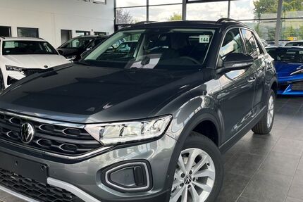 VW T-Roc 14.720 km 27.470 &euro; Lünen 44536