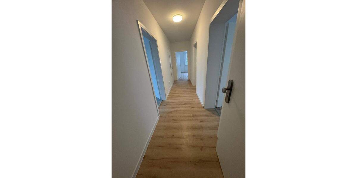 Etagenwohnung Witten Annen - 3 Zimmer, 85 m&sup2;, 890&euro; | Angebot:25910520