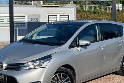 Toyota Verso 118.223 km 7.900 &euro; Menden (Sauerland) 58706