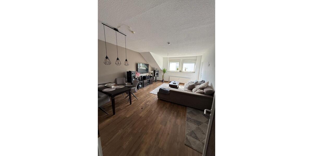 Dachgeschoßwohnung Iserlohn Grüne - 3 Zimmer, 77 m&sup2;, 155.000&euro; | Angebot:26889940