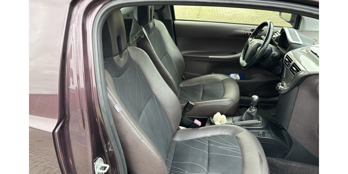 Toyota I Q 143.300 km 3.200 &euro; Holzwickede 59439