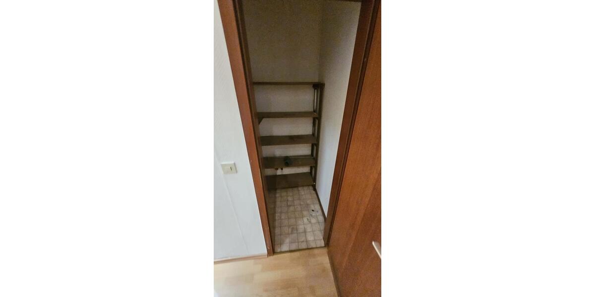 Etagenwohnung Iserlohn - 2 Zimmer, 65 m&sup2;, 680&euro; | Angebot:25175276