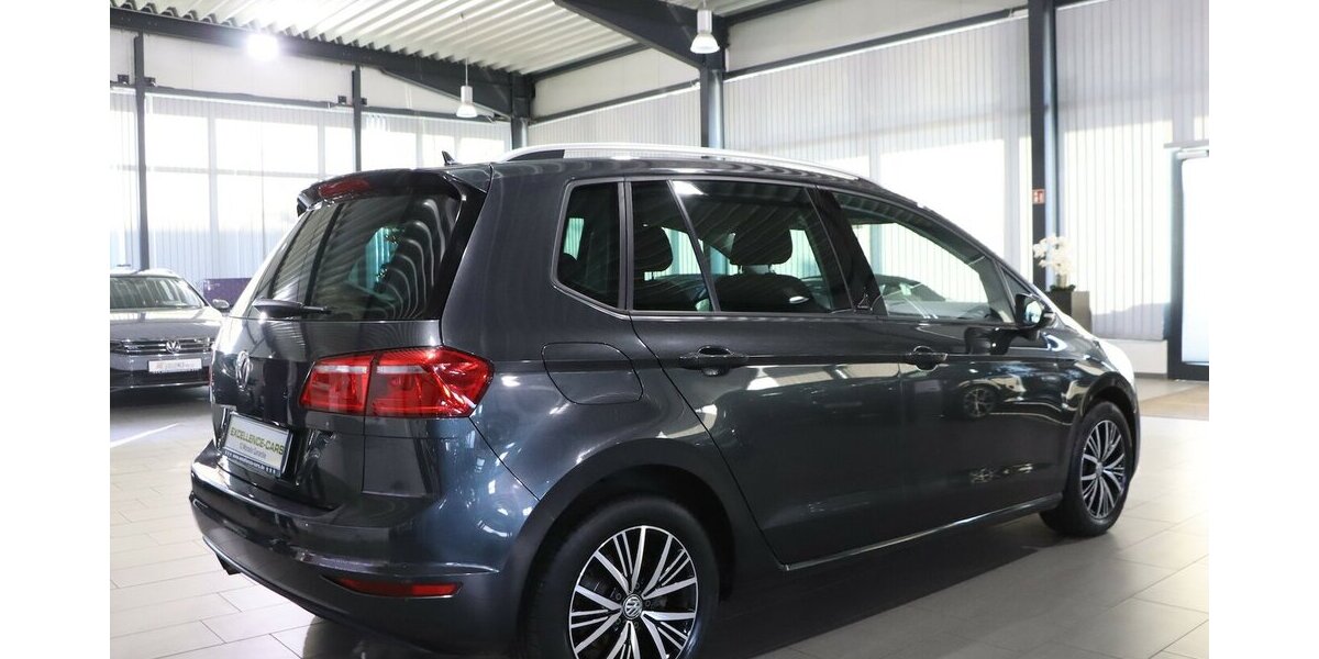 VW Golf Sportsvan 1.4 TSI ALLSTAR / XENON, NAVI-DM 119.000 km 12.444 &euro; Hamm 59077