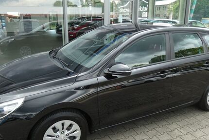 Hyundai i30 108.000 km 8.790 &euro; Bergkamen 59192
