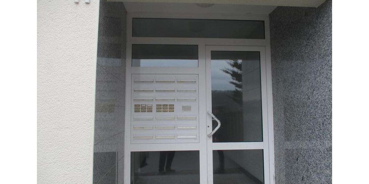 Etagenwohnung Hemer - 5 Zimmer, 104 m&sup2;, 630&euro; | Angebot:26031607