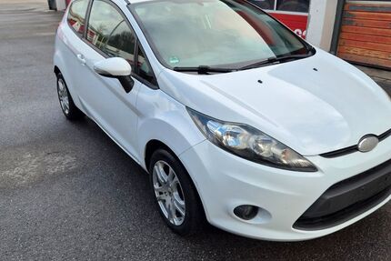 Ford Fiesta 192.666 km 2.250 &euro; Menden 58710