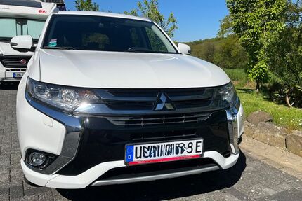 Mitsubishi Plug-in Hybrid Outlander 76.000 km 17.850 &euro; Fröndenberg 58730