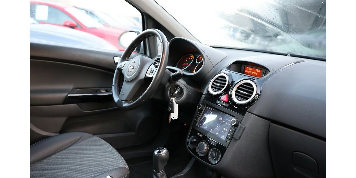 Opel Corsa D 1.4 INNOVATION 110 Jahre LEDER,NAVI+KAME 158.000 km 1.402 &euro; Hamm 59077
