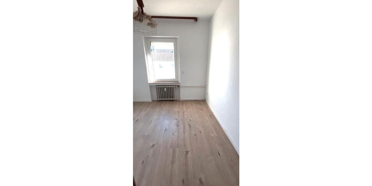 Etagenwohnung Dortmund Hombruch - 4 Zimmer, 110 m&sup2;, 900&euro; | Angebot:25660343