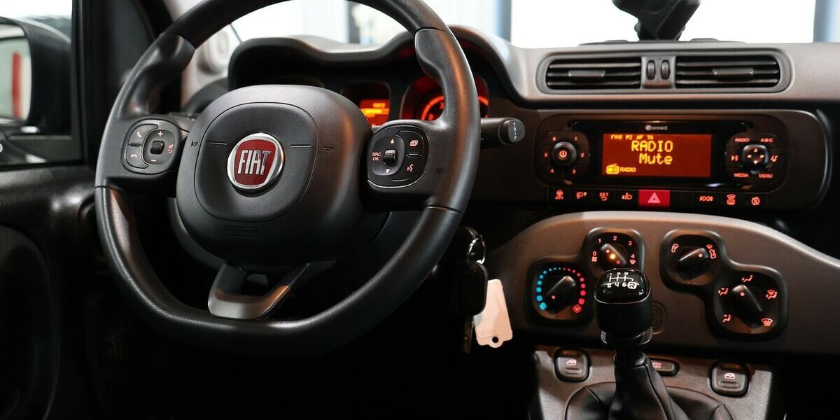 Fiat Panda 1.0 Mild-Hybrid CITY LIFE WHITE / SHZ, PDC 32.000 km 10.444 &euro; Hamm 59077
