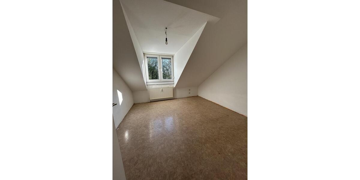 Dachgeschoßwohnung Ahlen Dolberg - 3.5 Zimmer, 78 m&sup2;, 425&euro; | Angebot:25960174