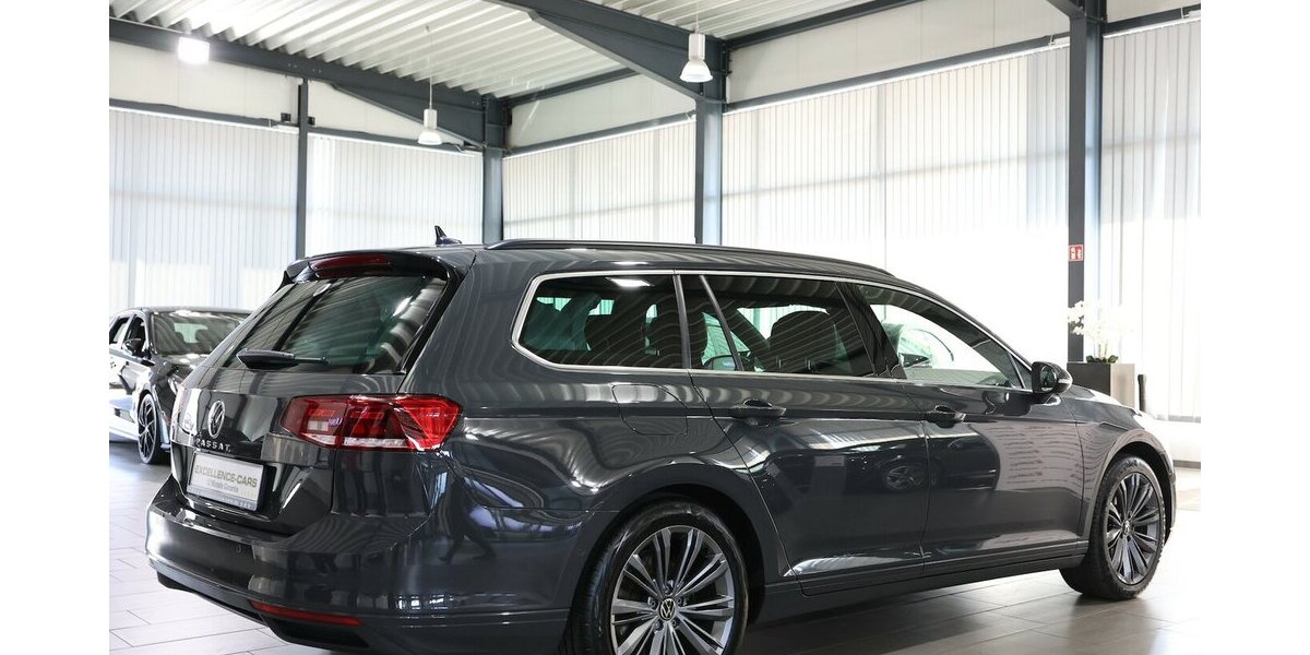 VW Passat Variant 2.0 TDI DSG BUSINESS IQ PANORAMA 122.000 km 22.777 &euro; Hamm 59077