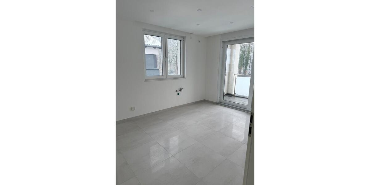 Etagenwohnung Dortmund Eving - 4.5 Zimmer, 105 m&sup2;, 1.495&euro; | Angebot:25933966