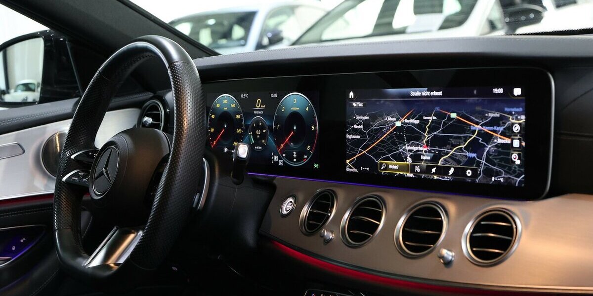 Mercedes-Benz E 200 d T BUSINESS AMG-LINE-SPORT WIDESCREEN,LED 38.000 km 41.777 &euro; Hamm 59077