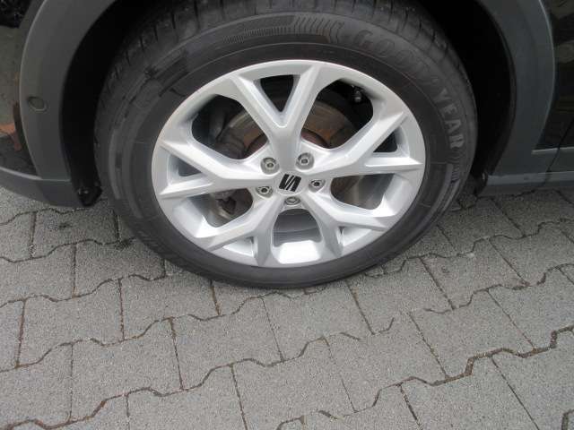 Seat Arona FR 1.0 TSI NAVI KAMERA ACC LED ALU APS SITZH 55.100 km 17.488 &euro; Bergkamen 59192