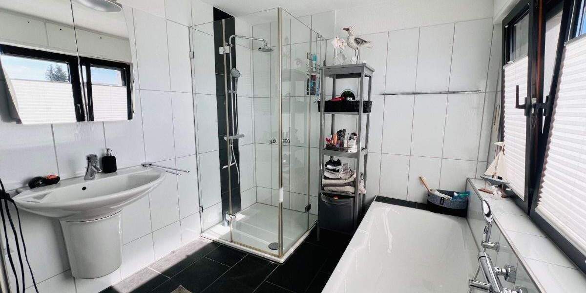 Reihenmittelhaus Werl Niederbergstraße - 3 Zimmer, 90 m&sup2;, 149.000&euro; | Angebot:25729341