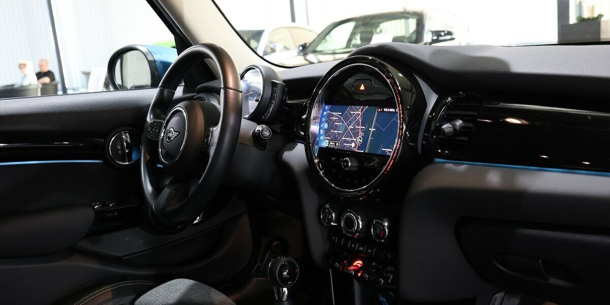 Mini ONE CLASSIC-TRIM / LED / LEDER / NAVI+APPLE 60.000 km 18.111 &euro; Hamm 59077