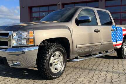 Chevrolet Silverado 86.000 km 29.000 &euro; Oer-Erkenschwick 45739