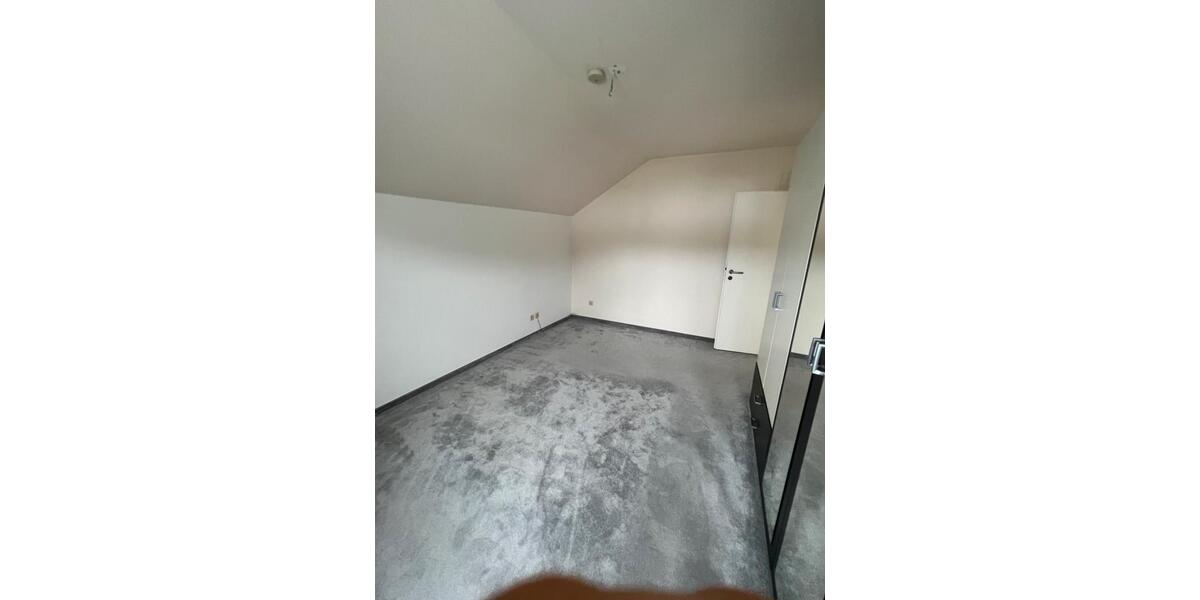 Reihenhaus Bönen - 4 Zimmer, 127 m&sup2;, 375.000&euro; | Angebot:27269034