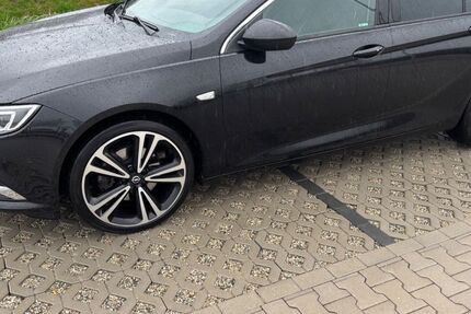 Opel Insignia 126.000 km 11.100 &euro; Welver 59514