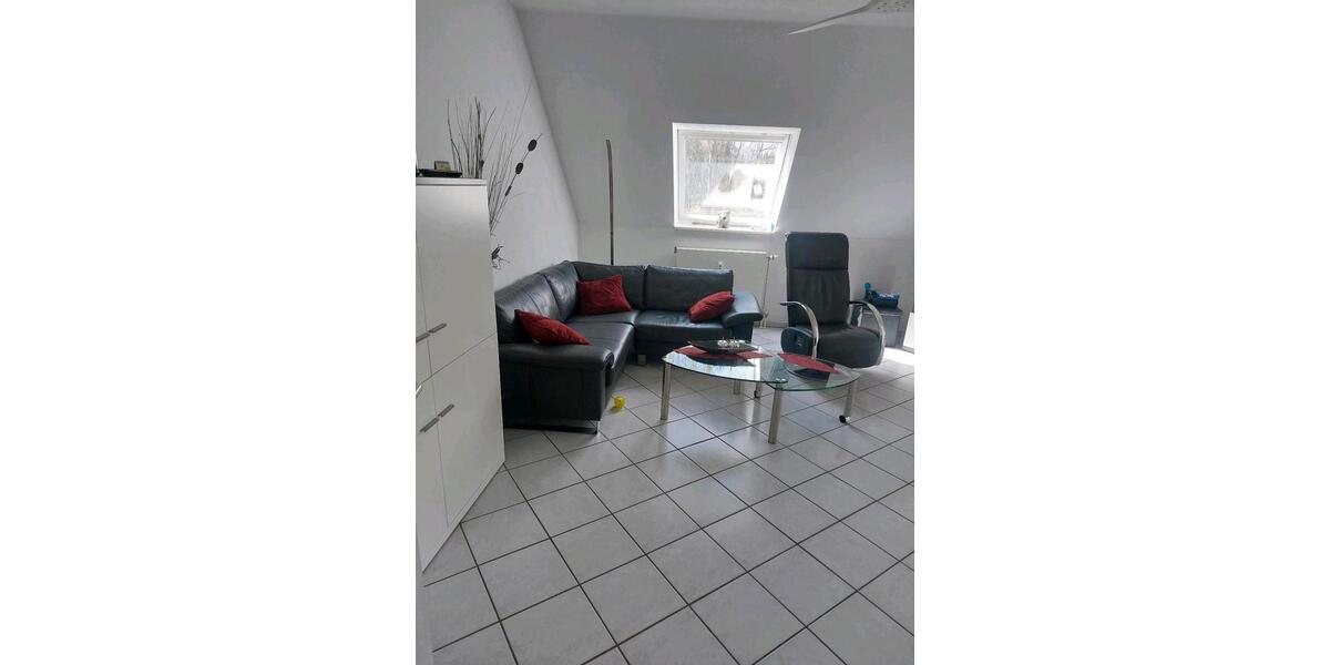Dachgeschoßwohnung Dortmund Hörde - 2.5 Zimmer, 75 m&sup2;, 887&euro; | Angebot:25978264