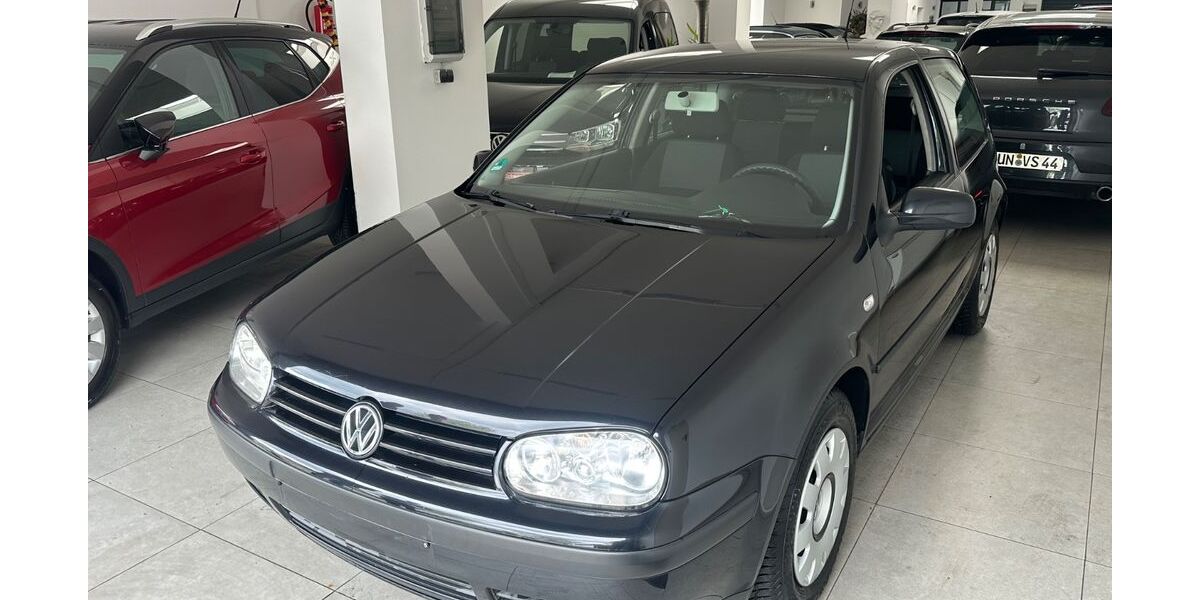VW Golf 150.000 km 1.999 &euro; Schwerte 58239