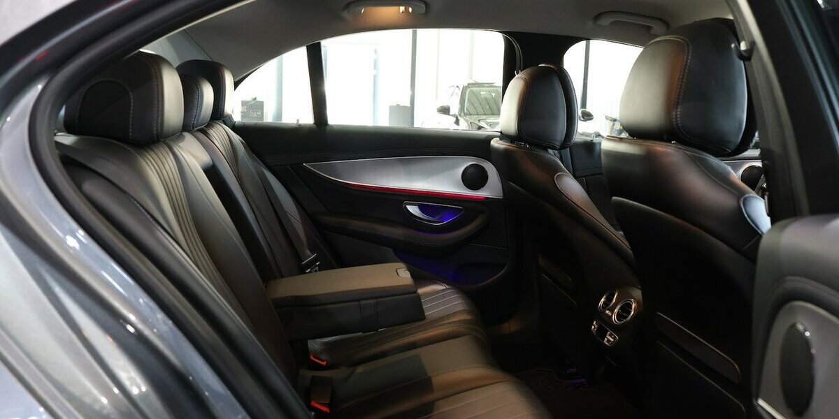 Mercedes-Benz E 220 d 4M LUXURY / WIDESCREEN+HEAD-UP / LED 150.000 km 25.991 &euro; Hamm 59077