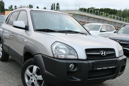 Hyundai Tucson 2.0 CRDi GLS AWD / TÜV-AU BIS 02.2027 / 100.000 km 3.502 &euro; Hamm 59077