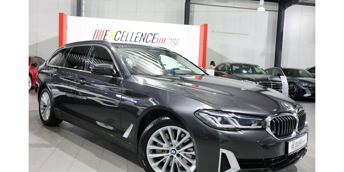 BMW 530i Touring INNOVATION LUXURY-LINE BUSINESS 45.000 km 39.444 &euro; Hamm 59077