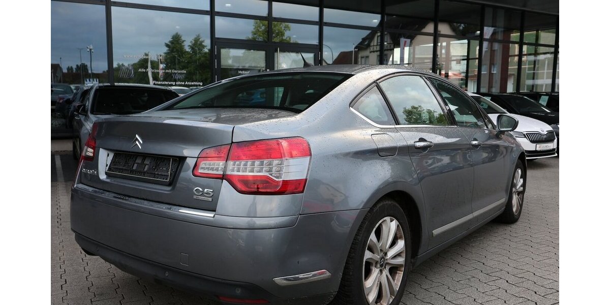 Citroen C5 2.0 HDI EXCLUSIVE / LEDER / NAVI+ 180.000 km 2.902 &euro; Hamm 59077