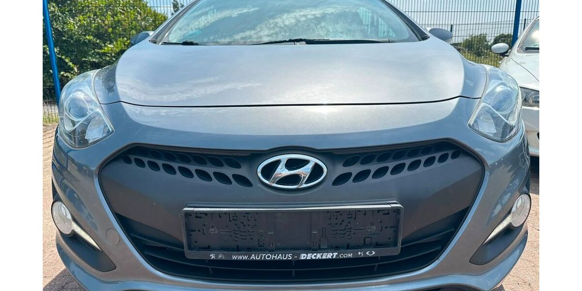 Hyundai i30 201.000 km 3.990 &euro; Castrop-Rauxel 44579