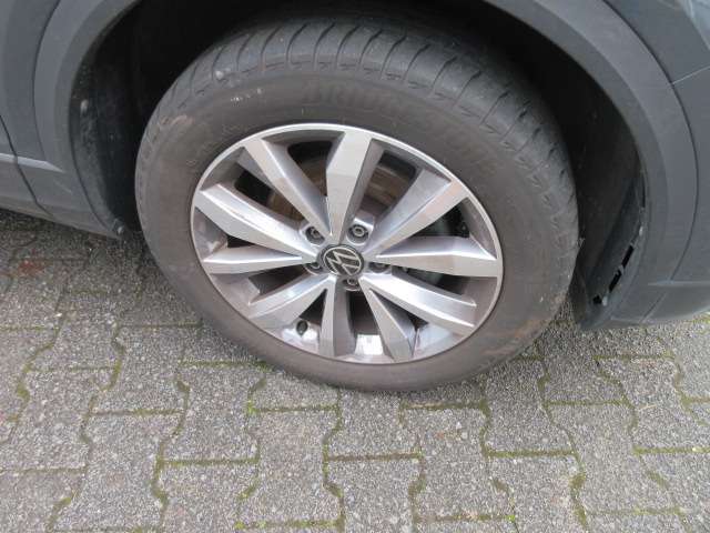 VW T-Roc Style 1.0 TSI NAVI PANORAMA ALU APS SITZHEIZ 26.314 km 19.788 &euro; Bergkamen 59192