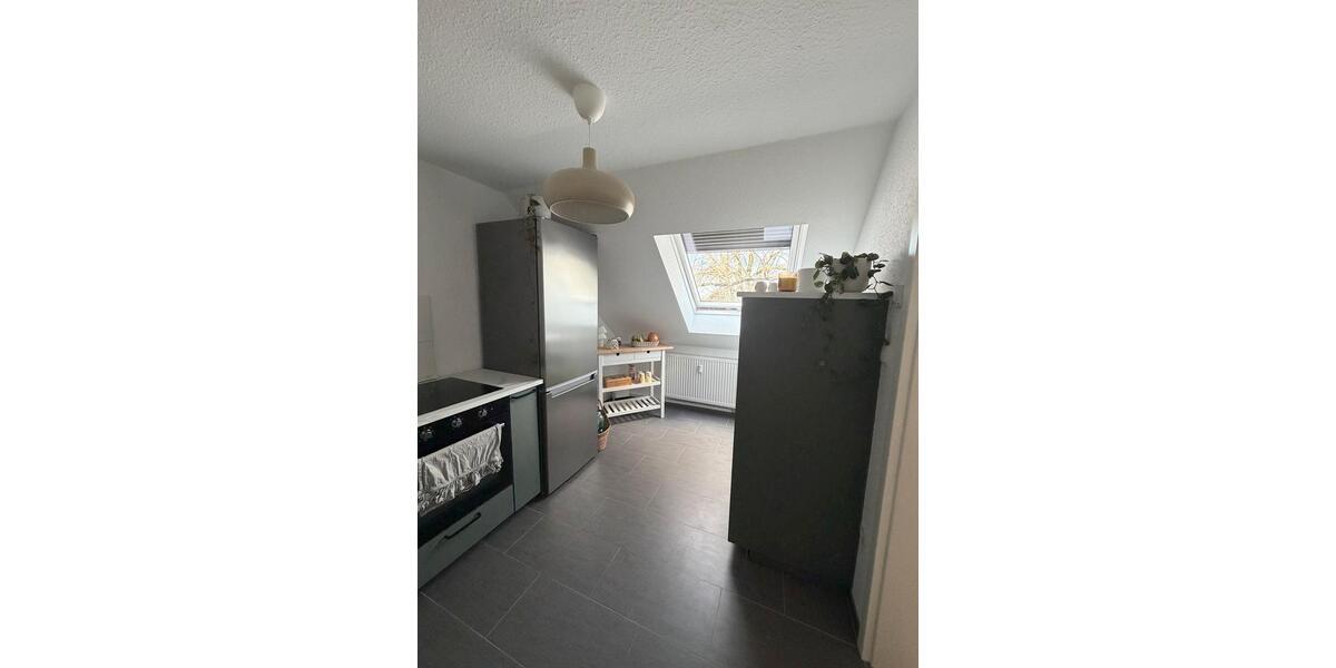 Dachgeschoßwohnung Unna - 4 Zimmer, 75 m&sup2;, 780&euro; | Angebot:25924174