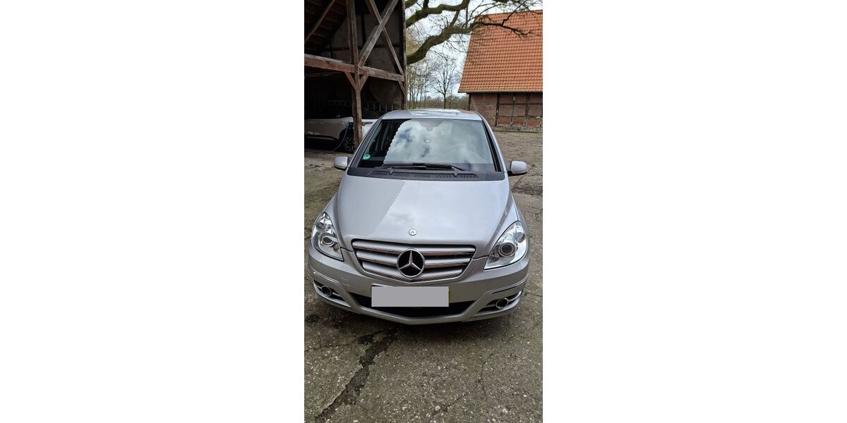 Mercedes-Benz B 180 195.100 km 2.900 &euro; Ahlen 59227